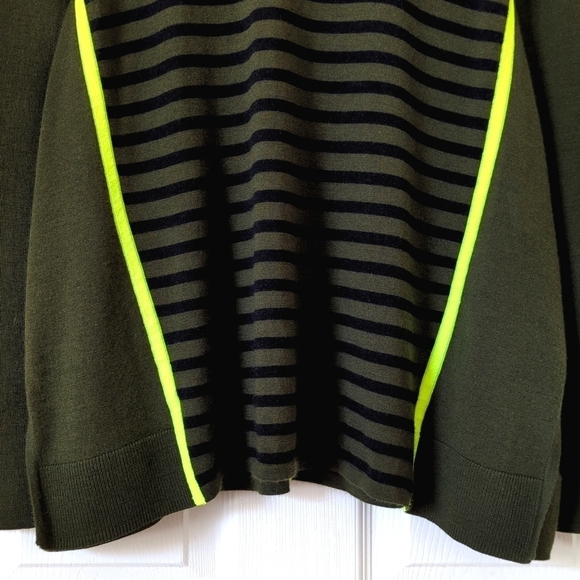 Duffy Lightweight Wool & Cashmere Striped Knit Flared Slit Hem Sweater Green XS - Picture 6 of 11